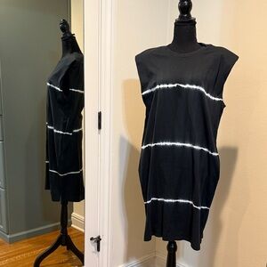 Just Female Sleeveless Black Dress with White Tie-Dye Stripes